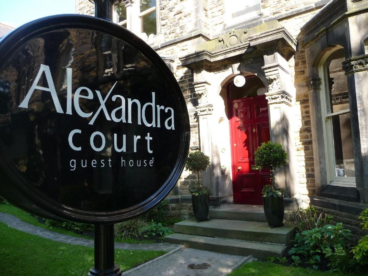 Bed and Breakfast Alexandra Court Харрогейт Экстерьер фото